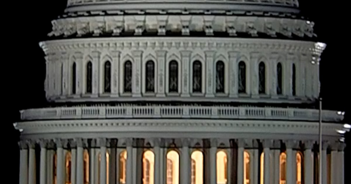 House priima sąskaitą, kad visiškai finansuotų DHS